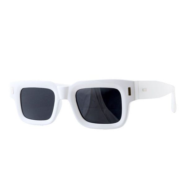 GINO | White | Smoky Lens